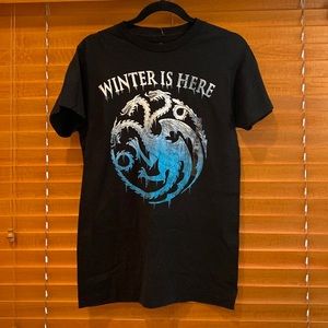 “Winter is Here” Game of Thrones T-shirt size small